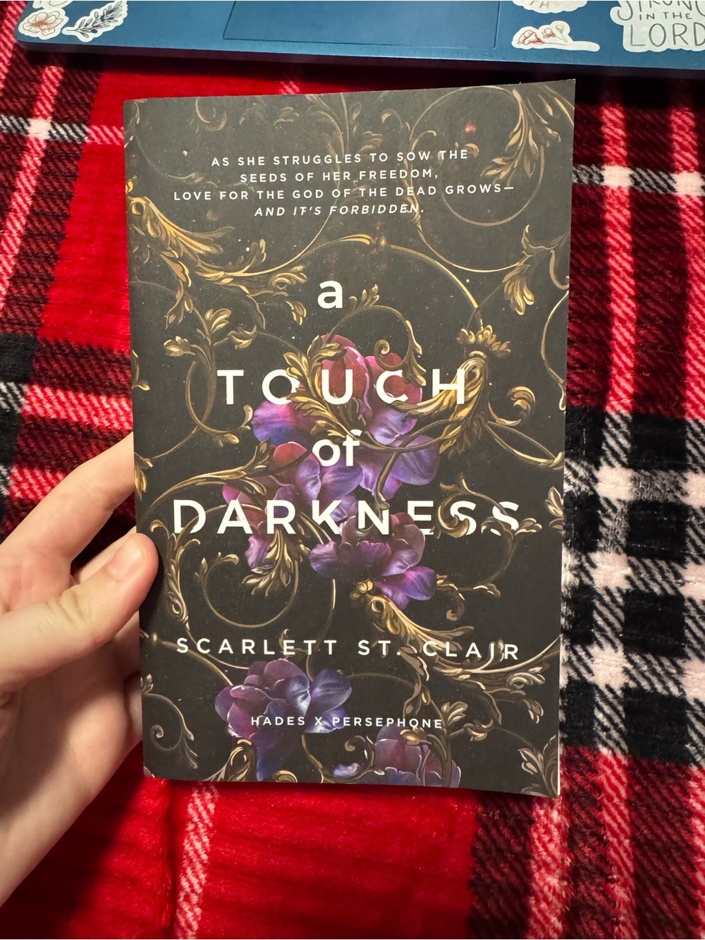 Scarlett St. Clair, A Touch of Darkness, Fiction, Paperback